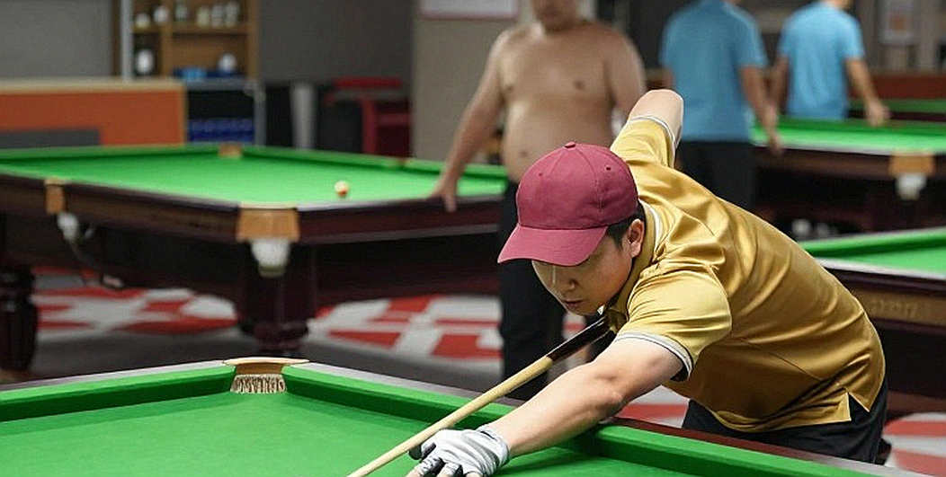 Szewczyk lần thứ hai đăng quang World 10-Ball: Chiến thắng của sự kiểm soát, không phải của những cú nã đại bác