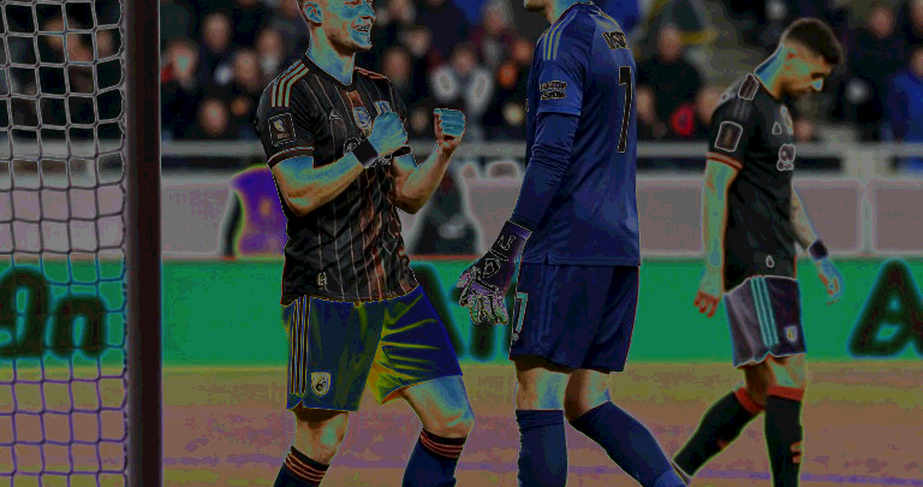 Phút 68 ở derby Hà Nội: chiếc thẻ đỏ VAR, ca chấn thương của Doãn Ngọc Tân và hóa đơn chưa gửi
