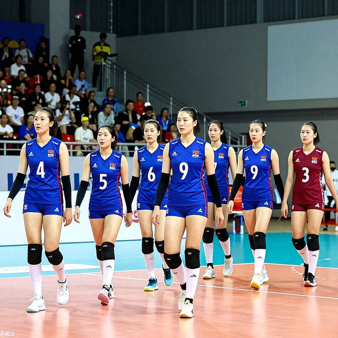 Suhl đoạt Supercup Đức đầu tiên: ba set cách biệt hai điểm và bài toán mất người sau cú đúp
