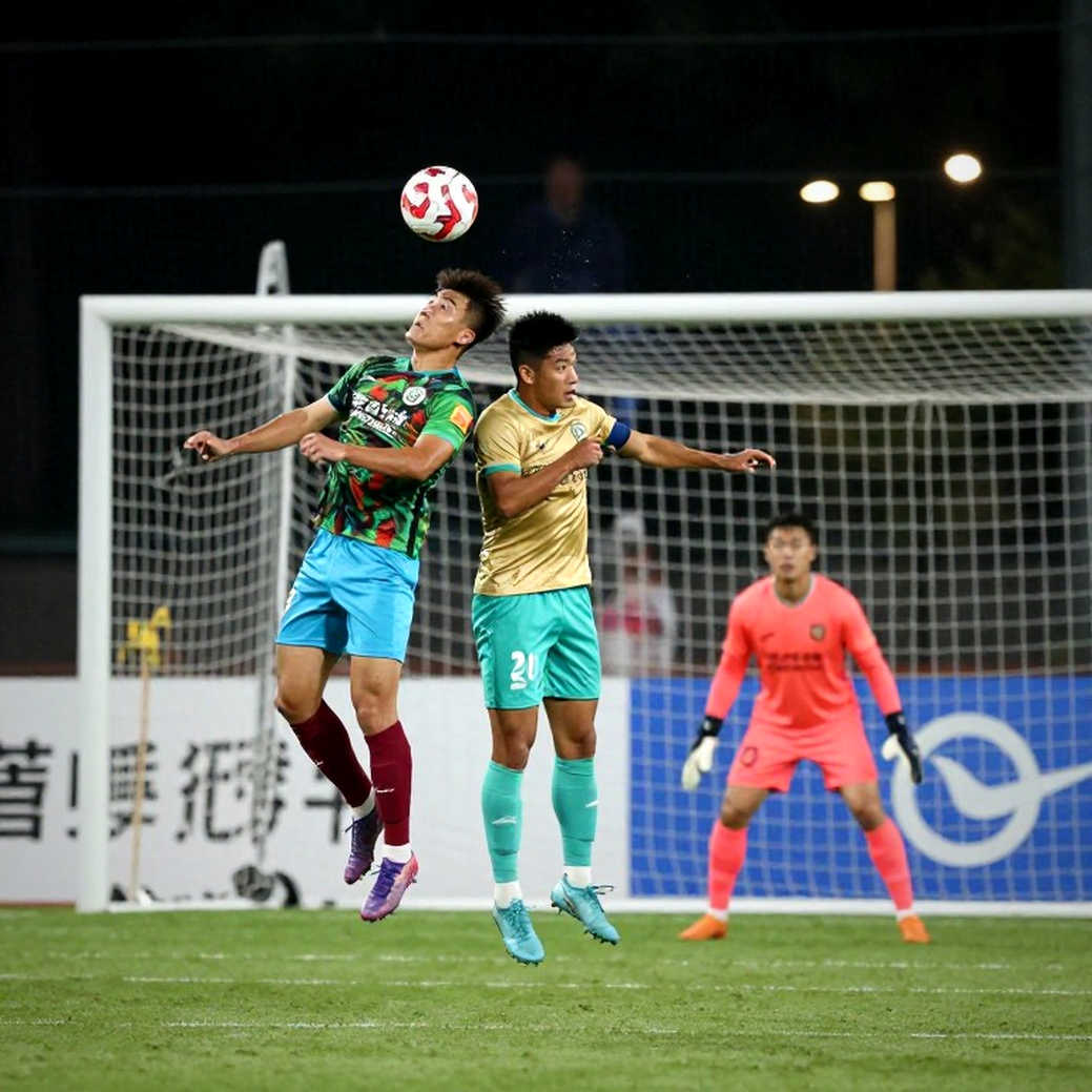 Nghĩa vụ mua đứt ở V.League: tờ hóa đơn viết sẵn cho đội bóng nhỏ